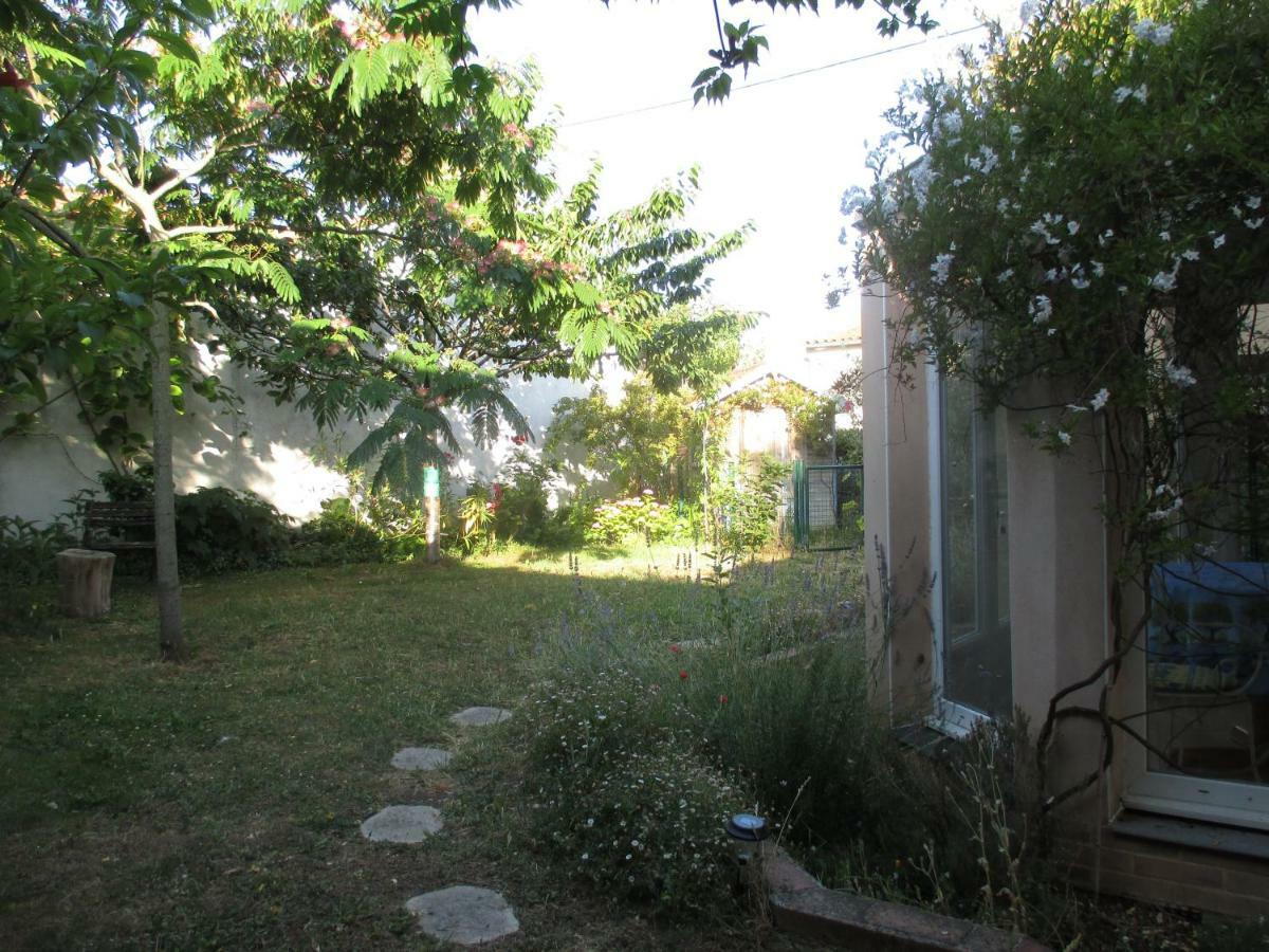 Chambres D'Hotes Chez Melody La Rochelle  Exterior photo